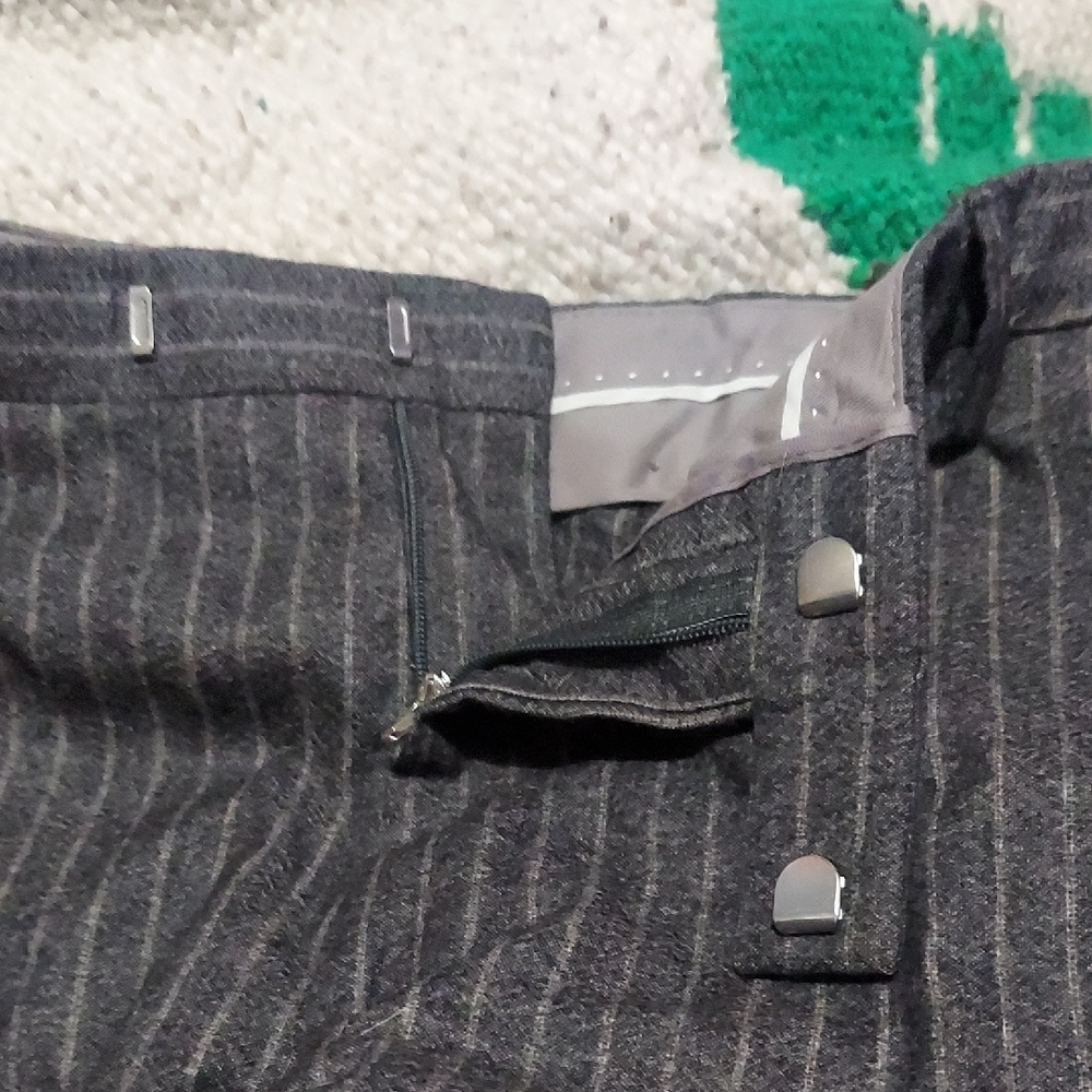 Trendy Pleated Trousers By Hugo Boss. Virgin Wool / Cashmere / Angora. Ultra Lux